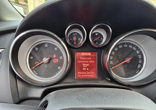 Opel Astra cena 18000 przebieg: 223774, rok produkcji 2013 z Wałcz małe 254